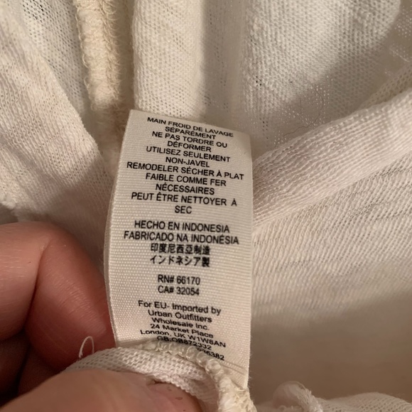 We the Free Balloon Sleeve V-Neck Top - Picture 10 of 13